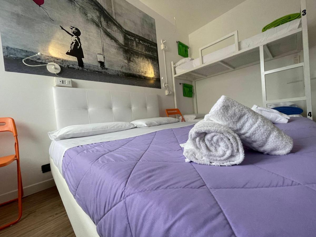 Lake Garda Hostel Salò Esterno foto