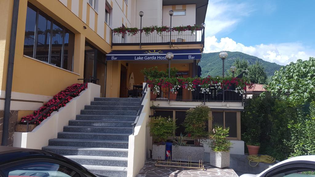 Lake Garda Hostel Salò Esterno foto