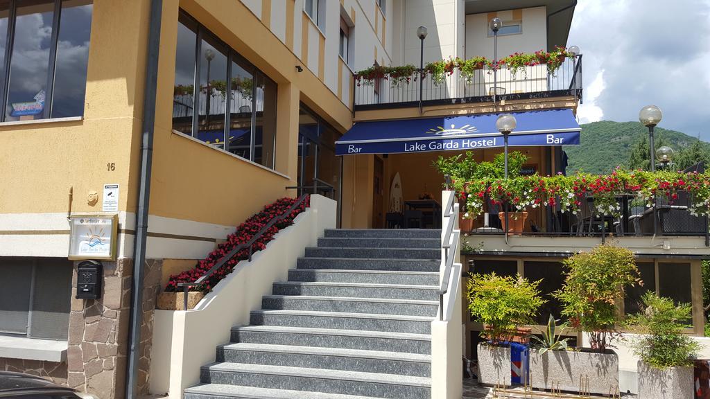 Lake Garda Hostel Salò Esterno foto