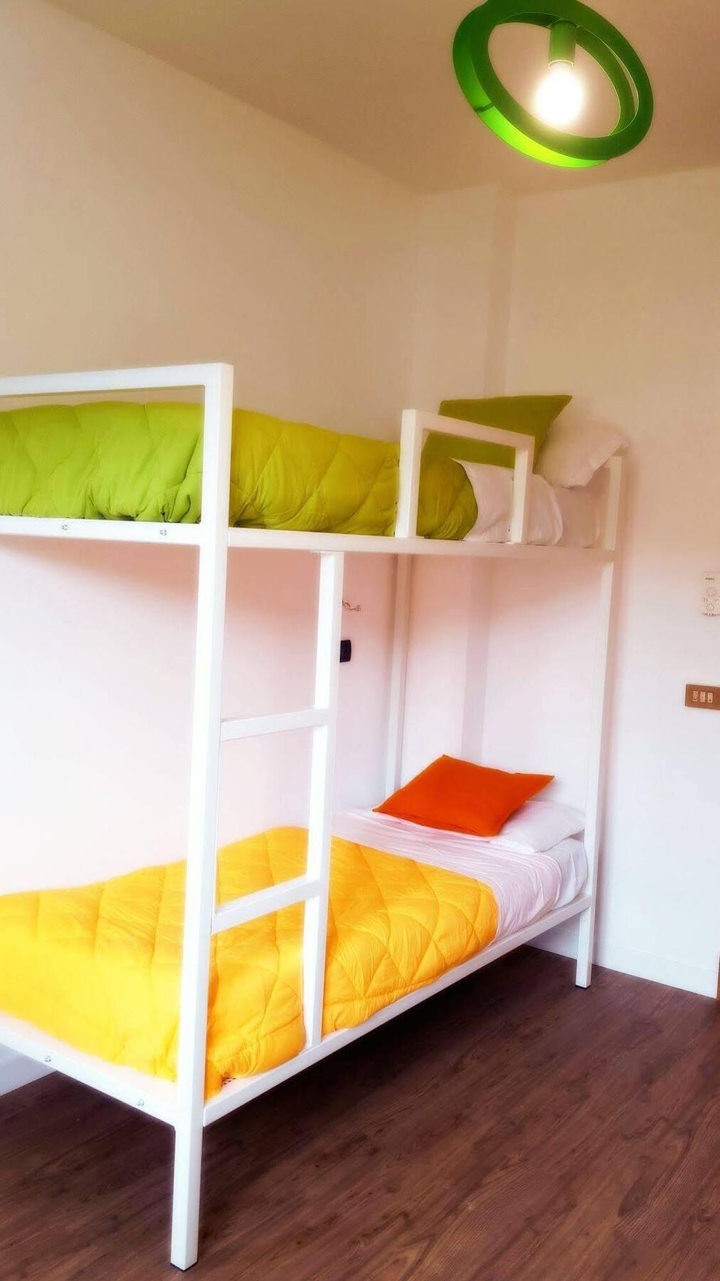 Lake Garda Hostel Salò Esterno foto